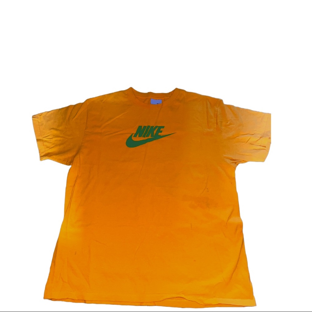 Nike T-shirt